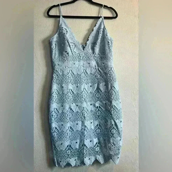 Lulus - Picture 2 of 3